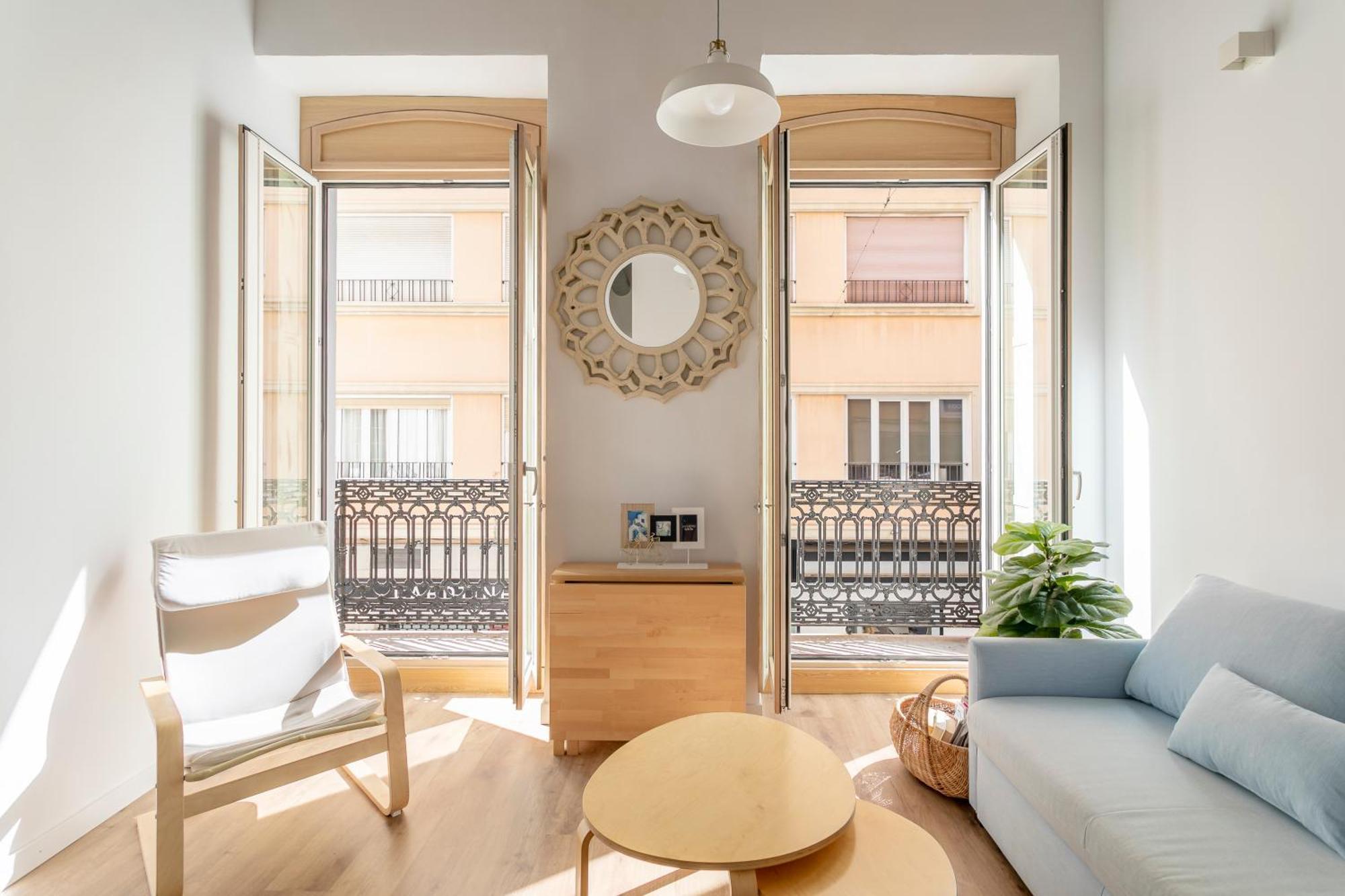 Apartamentos Teatro Аликанте Екстериор снимка